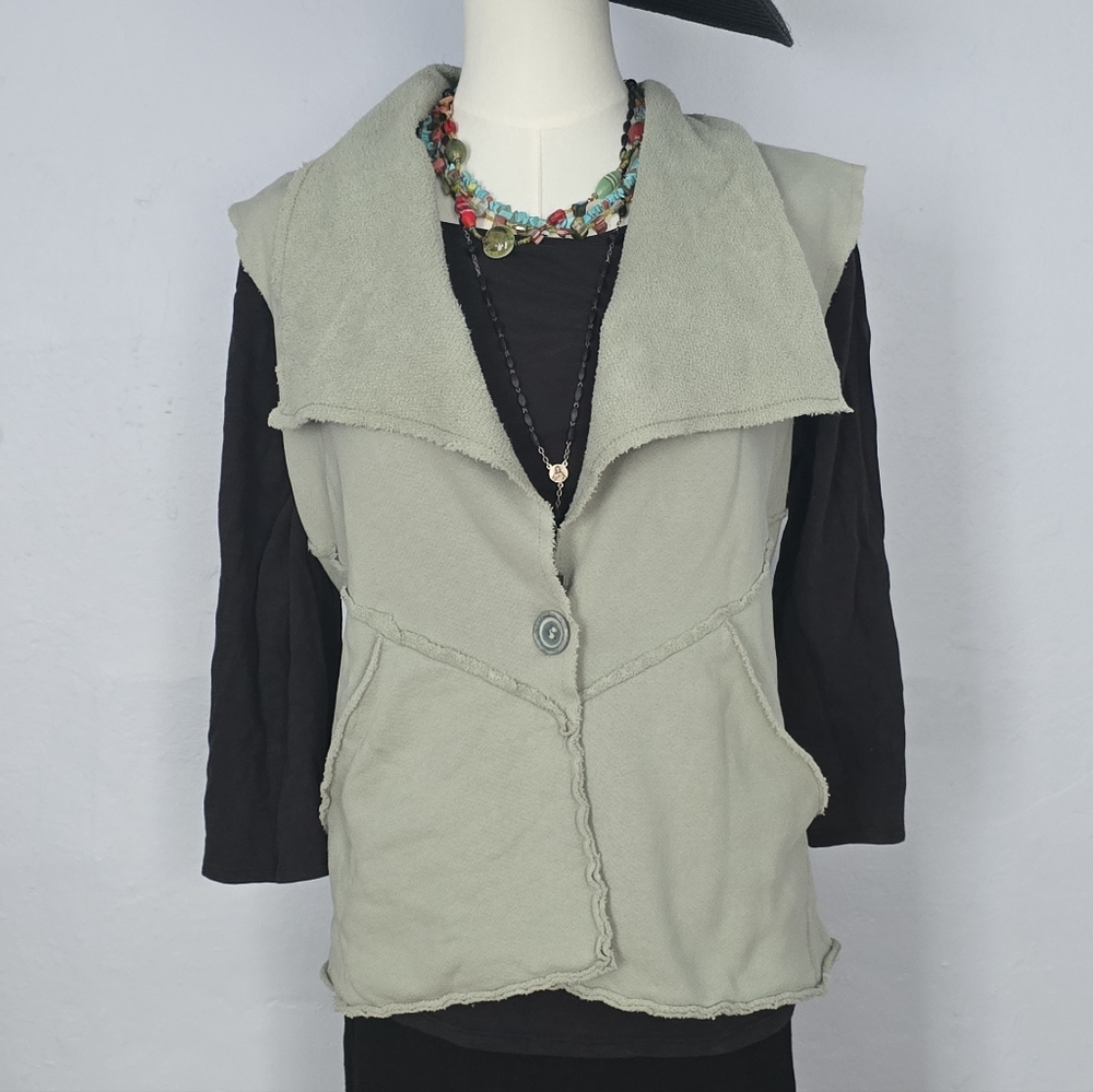 Prairie Cotton Raw Seam Single Button Vest Size M